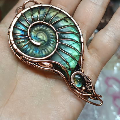 Mermaid shell necklace