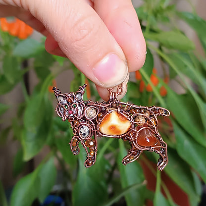 Lynx charm. Gorgeous and absolutely unique!