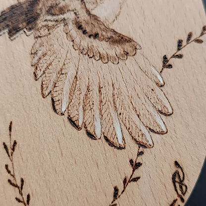 Snowy owly wall hanging.