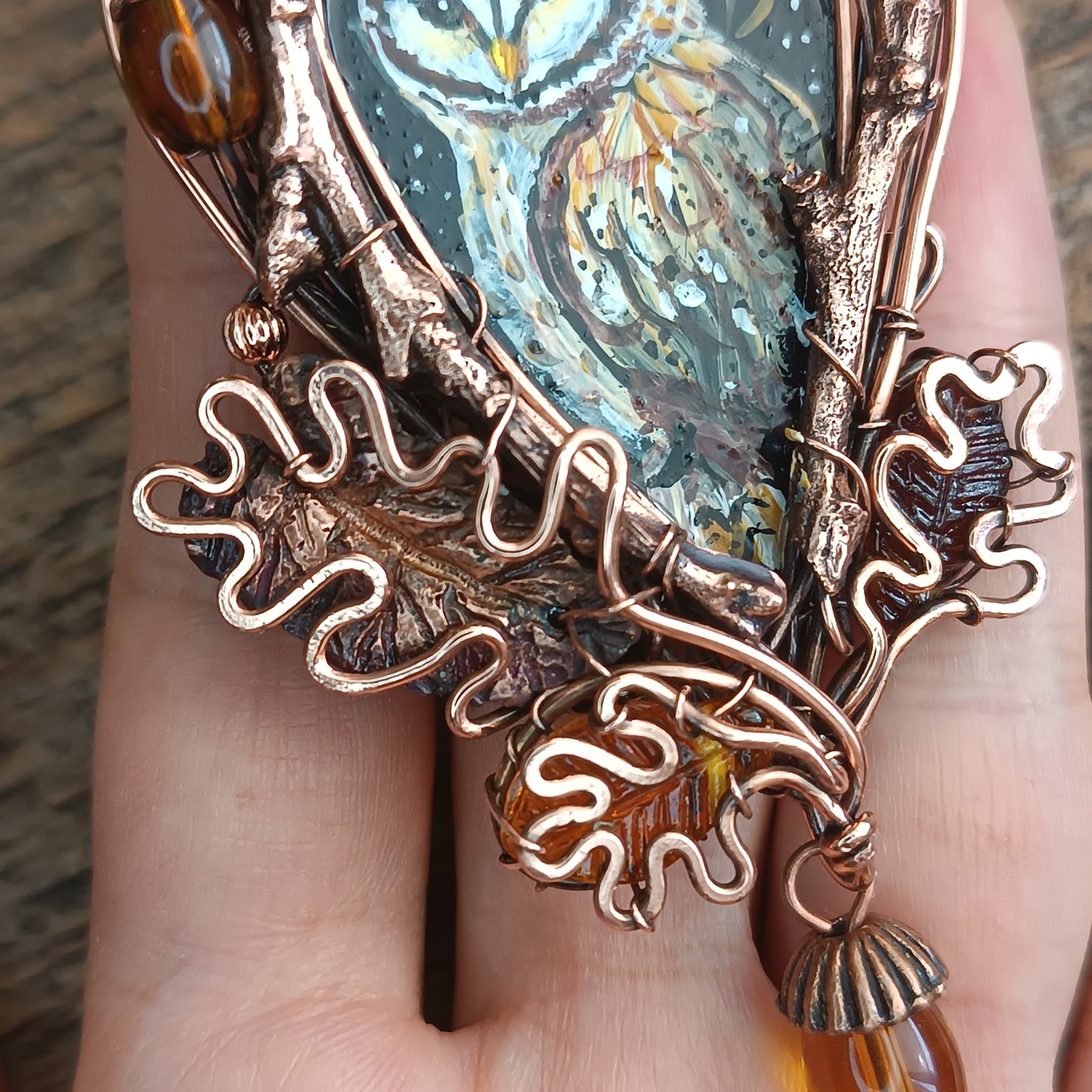 Owl in the hollow necklace