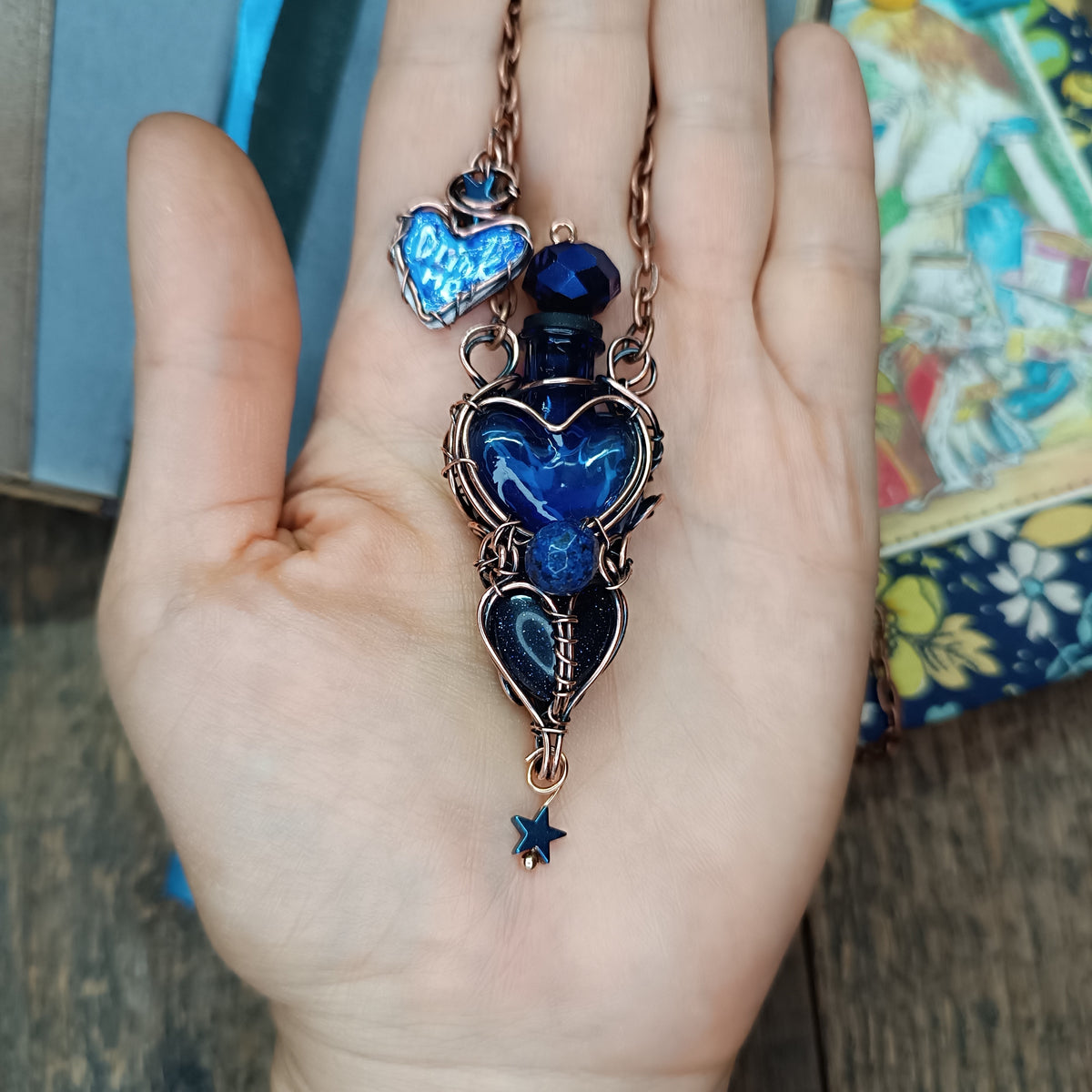 Blue magical "Drink me" bottle necklace💙