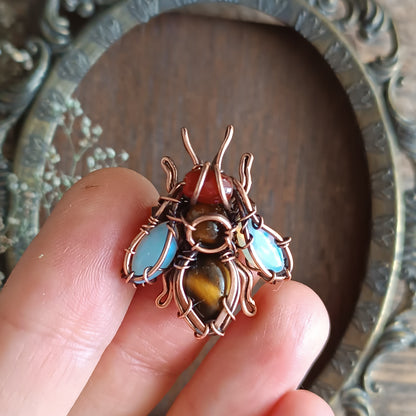 Cloudy sky wings bee PIN