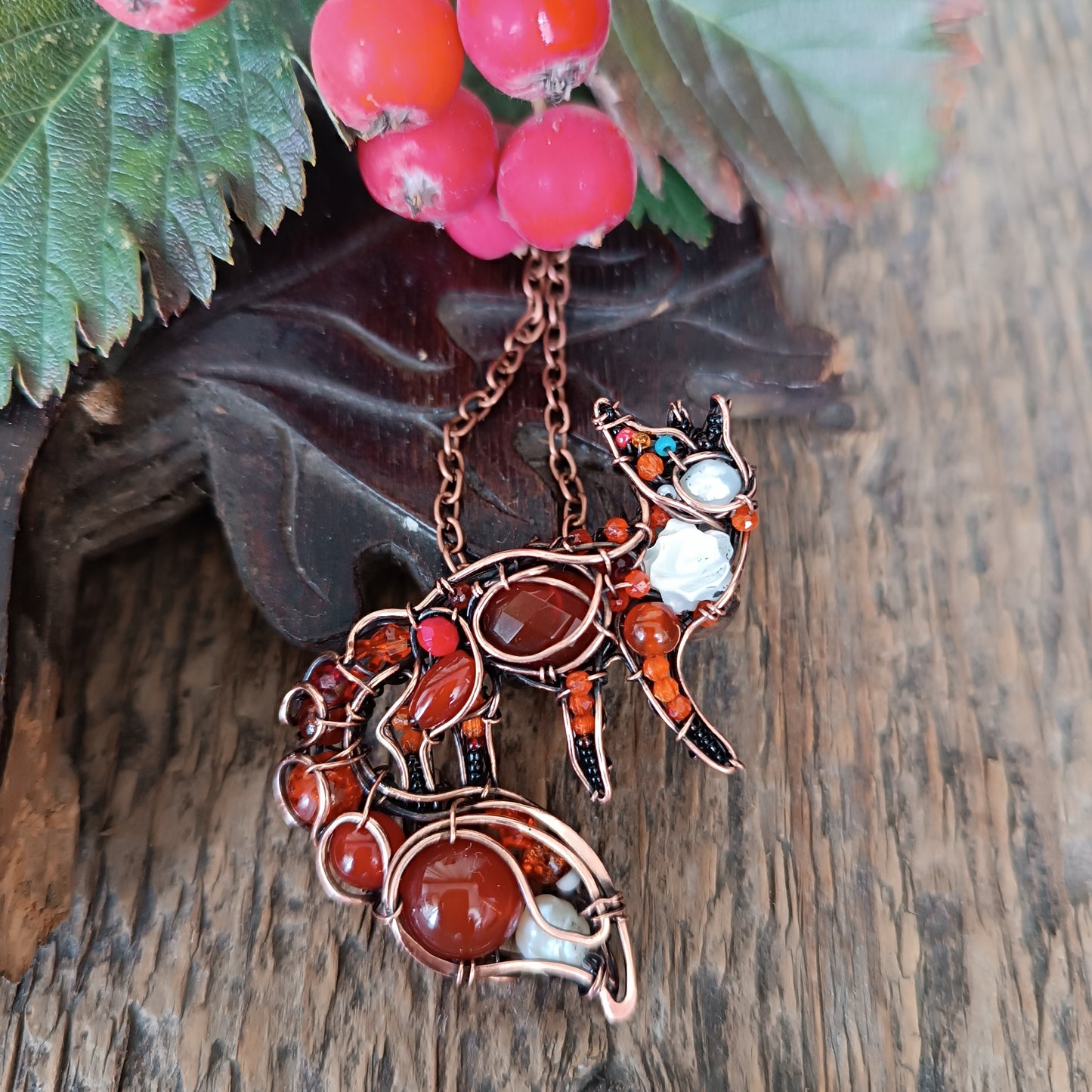 Swoopy tail foxy charm