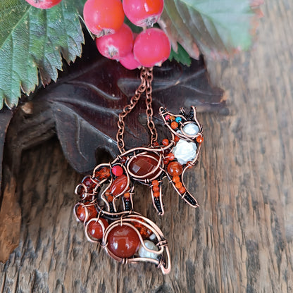 Swoopy tail foxy charm