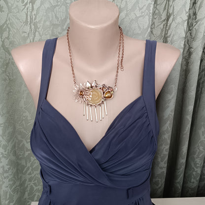 Sunbeams rose garden necklace