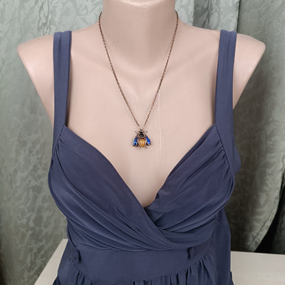 🫐🐝Blueberry honey bee pendant