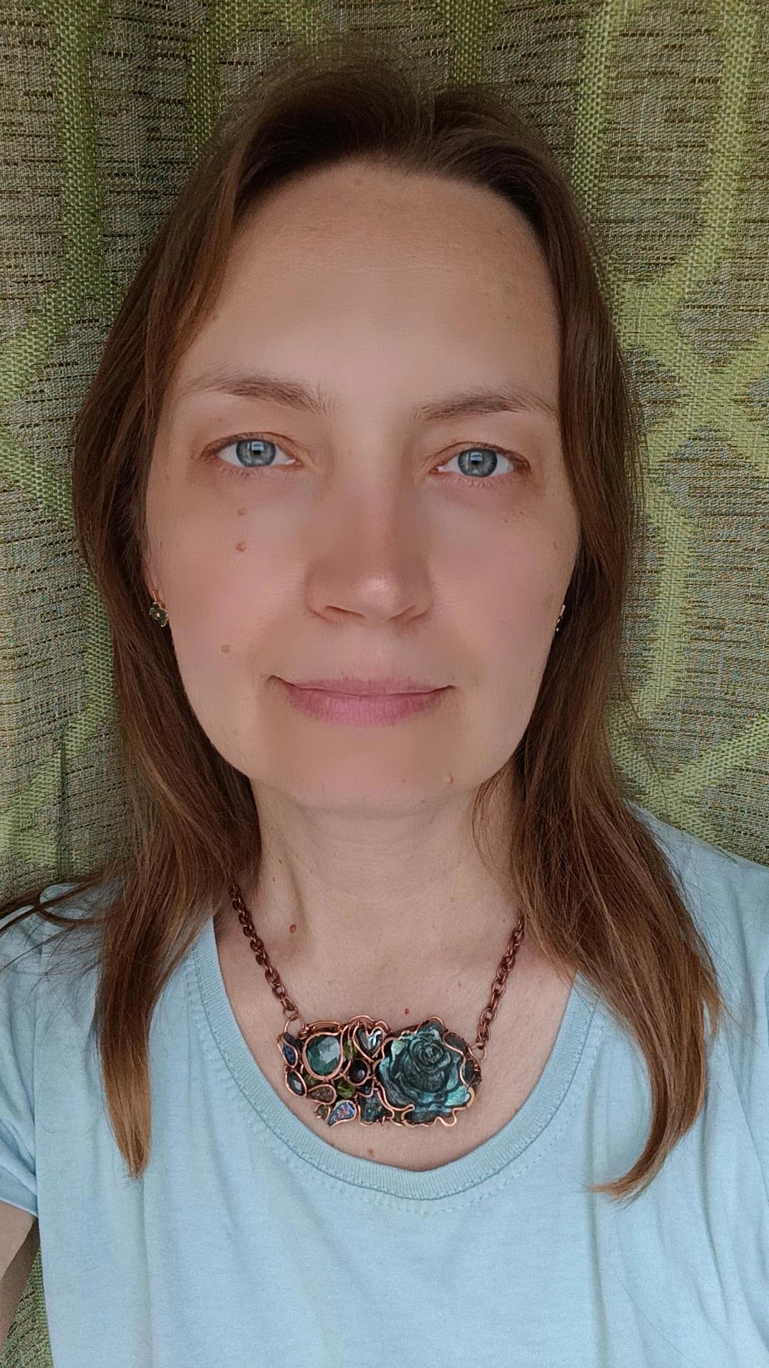 Blue peacock rose necklace