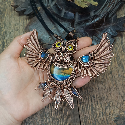 Statement Owl amulet necklace 🦉🪶
