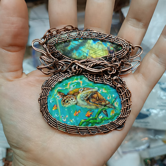 Tropical necklace with sea turtle 🌴