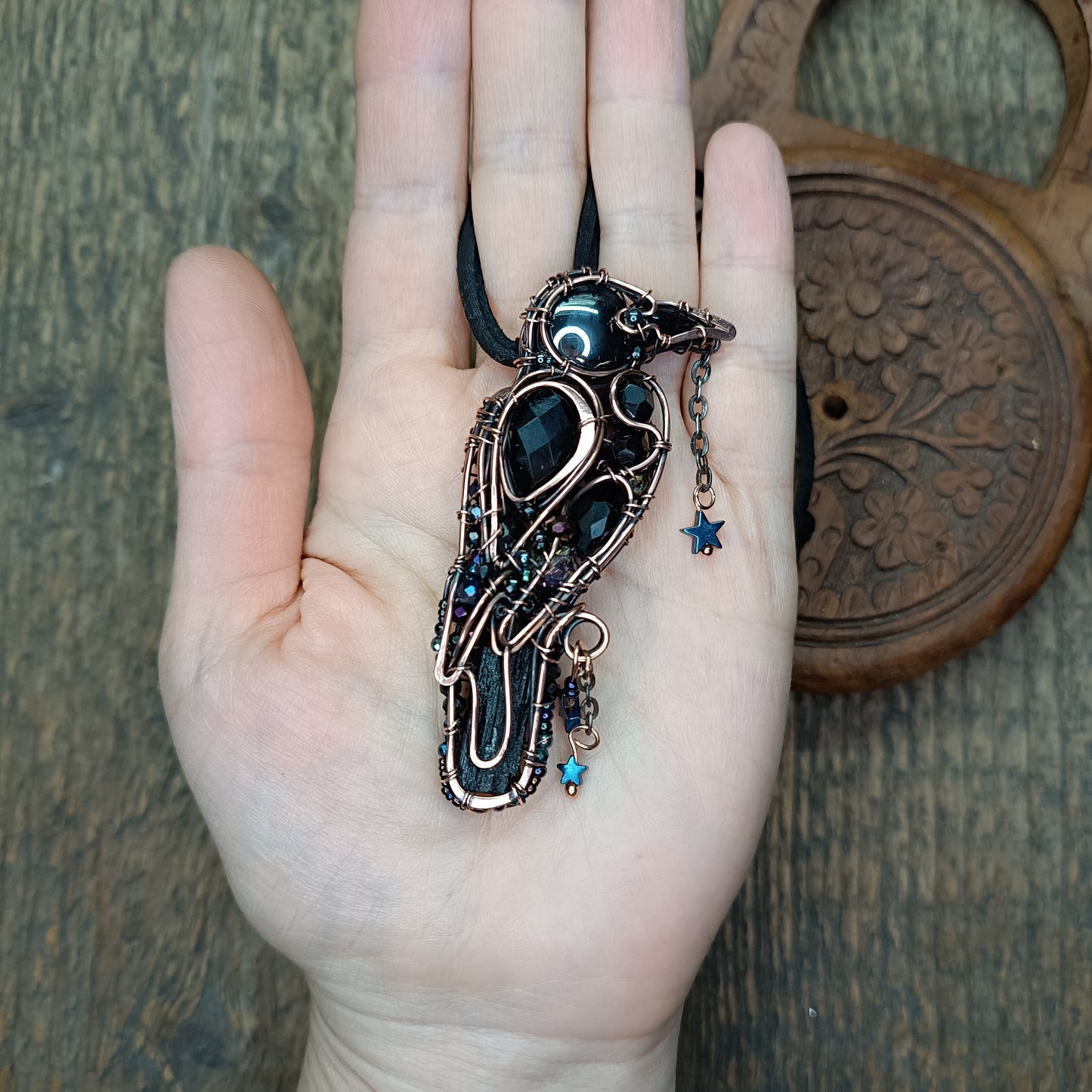 Stars keeper. Black raven necklace.