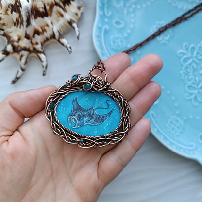 "Unforgettable diving". Wire wrapped and hand painted necklace.