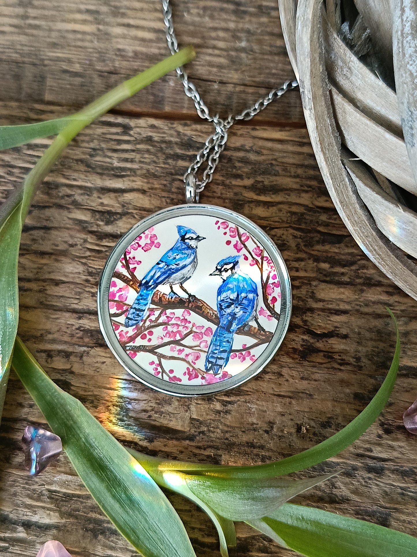 "Love is in the air" Magpies and Blue jays necklace. Reversible painted pendant.