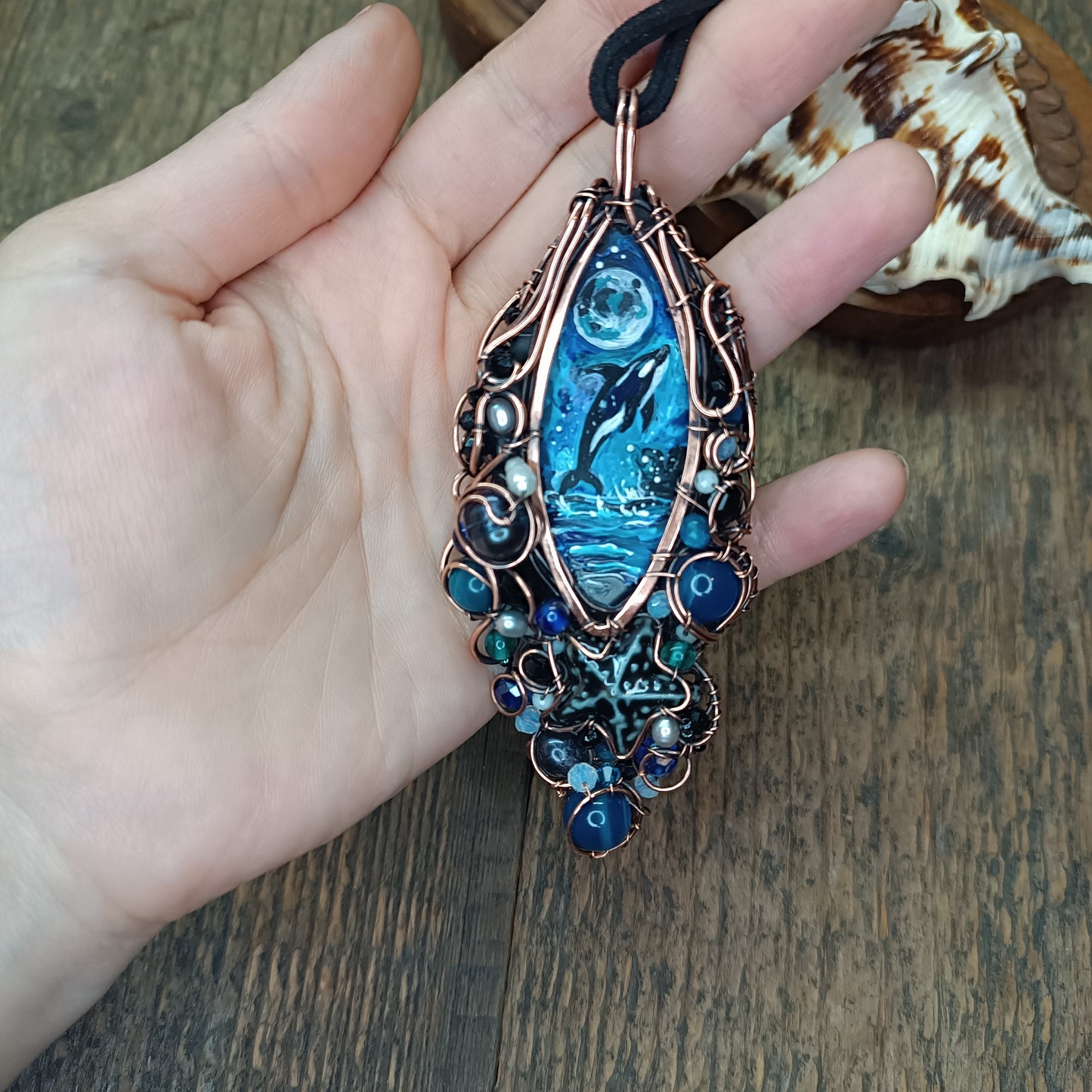 Orcas in the wild necklace
