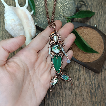 Mermaid necklace 💚