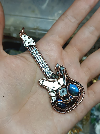 Blue guitar pendant with labradorites