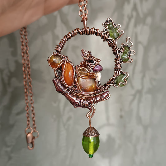 Cute squirrel on the oak tree. necklace 🍂