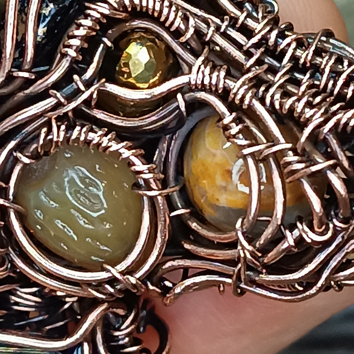 Yello lab necklace