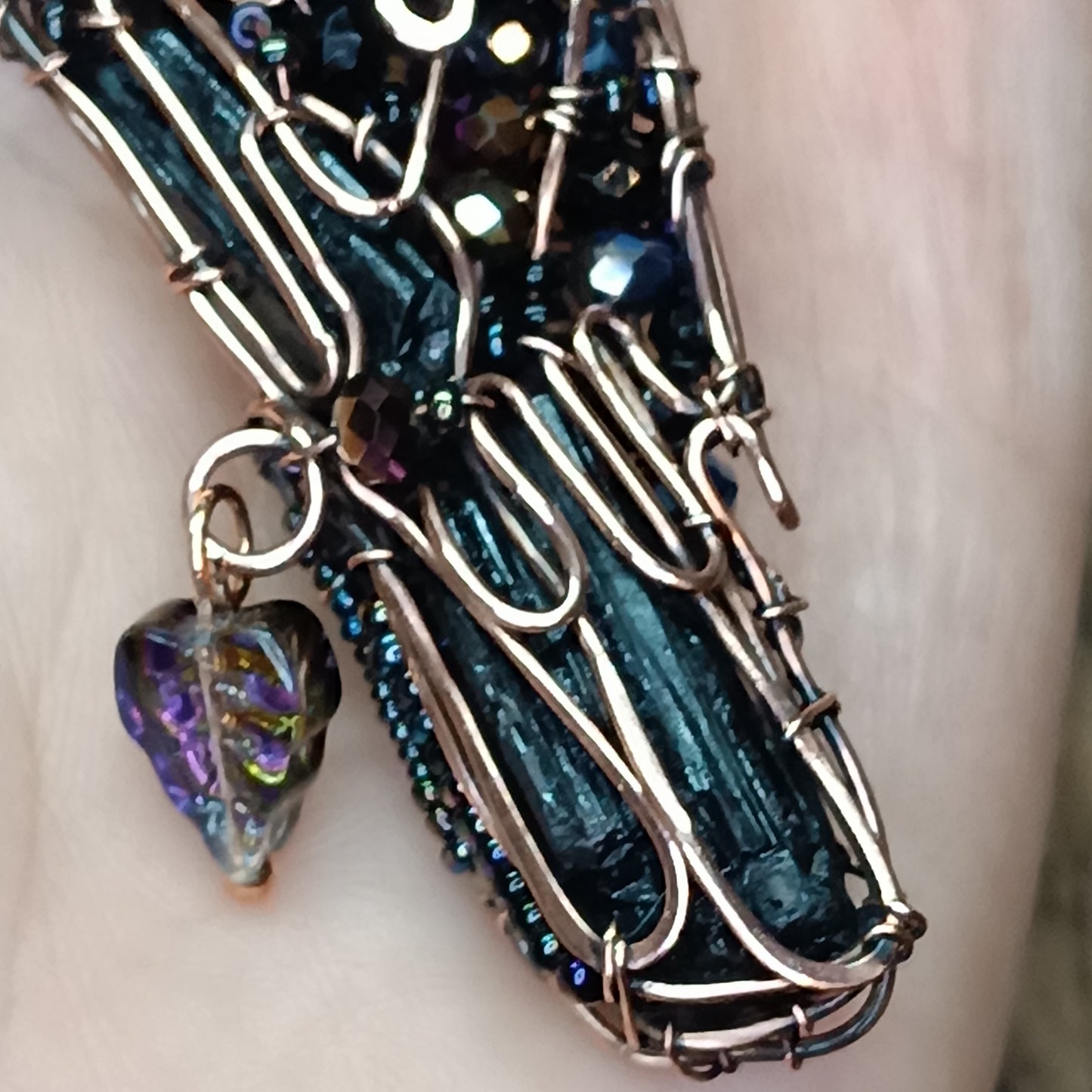 Secret keeper. Raven necklace.