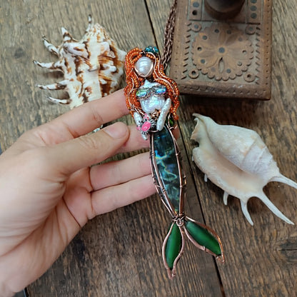 Red head mermaid necklace 🧜🦀