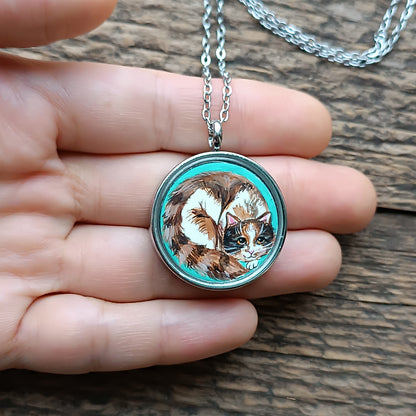 Cosy cats. Miniature paintings in a pendant!