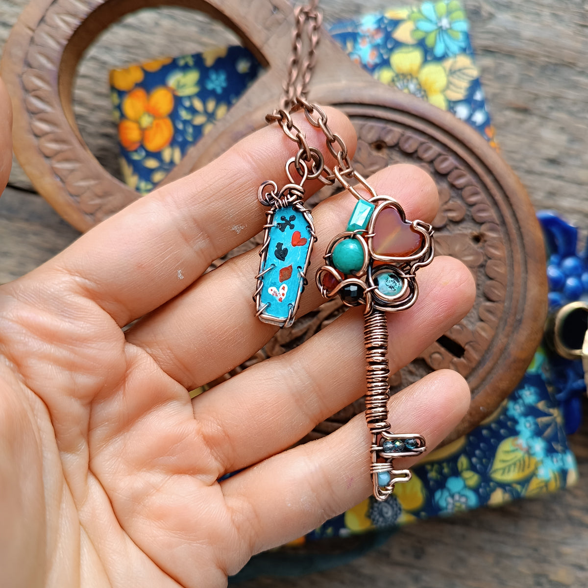 Key to Wonderland pendant