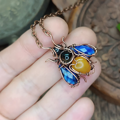 🫐🐝Blueberry honey bee pendant