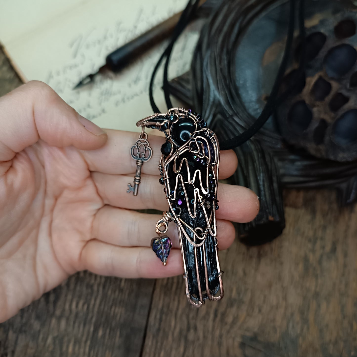 Wise secret keeper. Raven necklace.