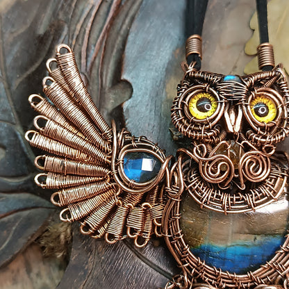 Statement Owl amulet necklace 🦉🪶
