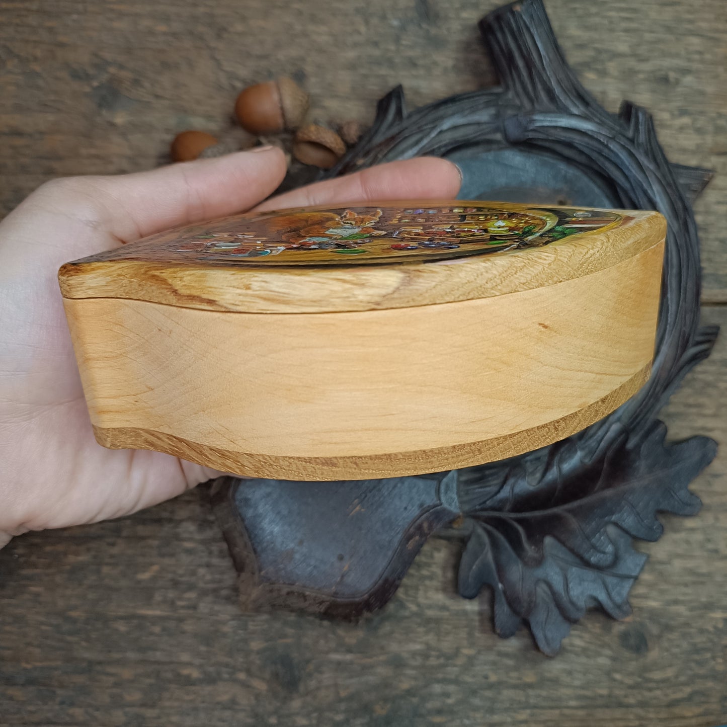 Treasures keeper (trinkets box)
