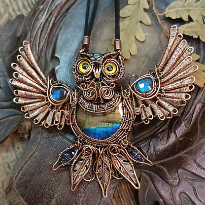 Statement Owl amulet necklace 🦉🪶