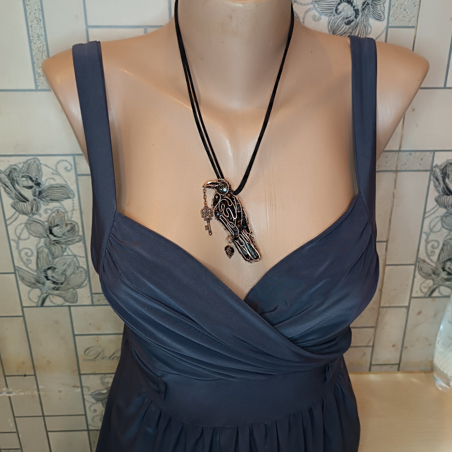 Secret keeper. Raven necklace.